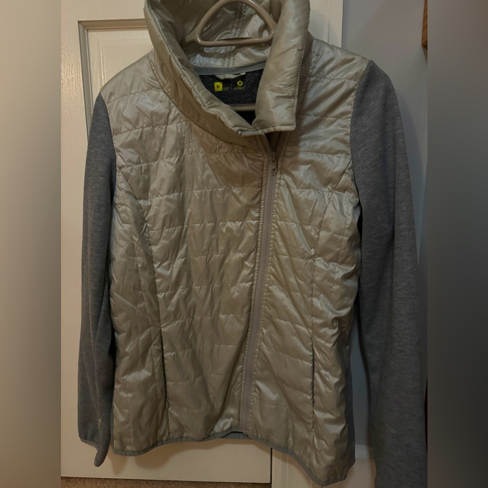 Xersion women’s slant zipper jacket